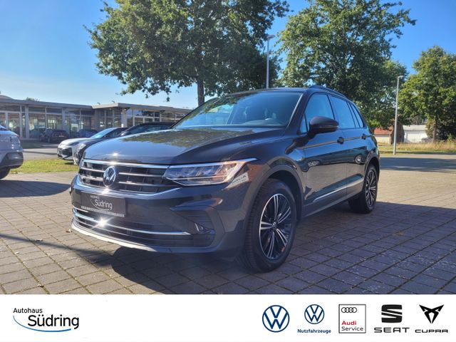 Tiguan Life 2.0 TDI DSG AHK Navi ACC Rückfk.