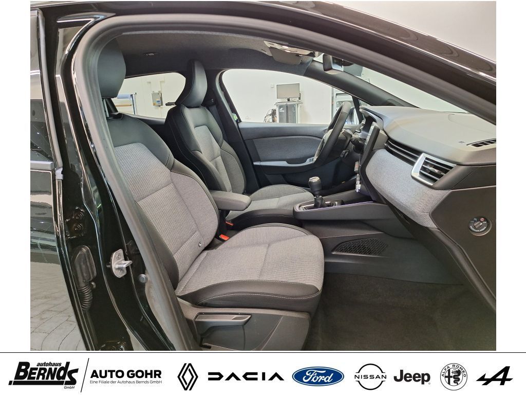 Renault Clio — fotografia 3