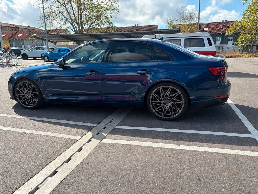 Image of Audi A4
