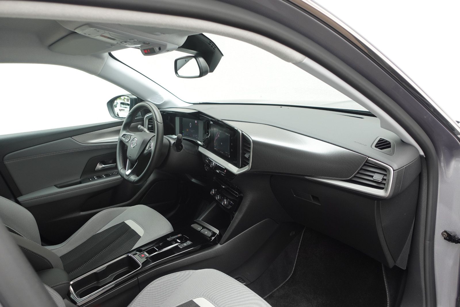 Fahrzeugabbildung Opel Mokka-e Elegance,Navi,Kamera,Sitzhzg,Allwetter