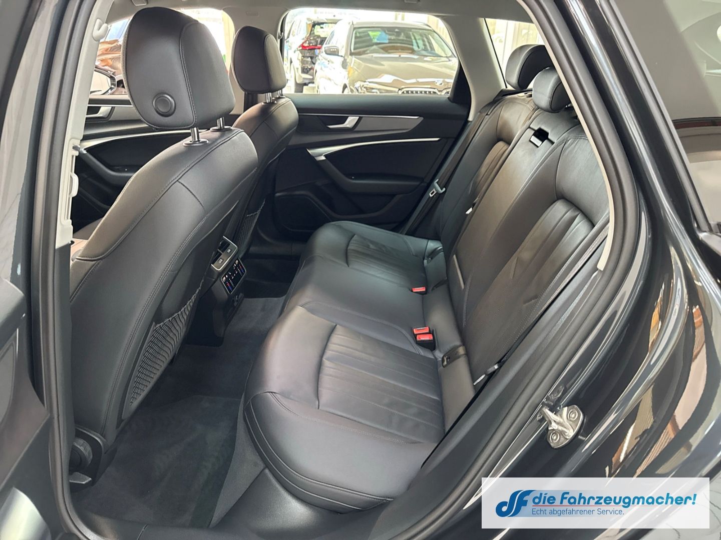 Fahrzeugabbildung Audi A6 Avant 40 TDI Navi LED ACC El. Heckklappe Mehr