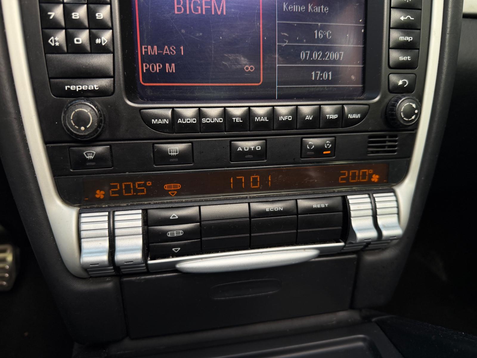 Porsche Cayenne S 4.8 V8 | 385 ch | BVA | Toit panoramique | GPS | Son Bose | Xénon | Sièges chauffants