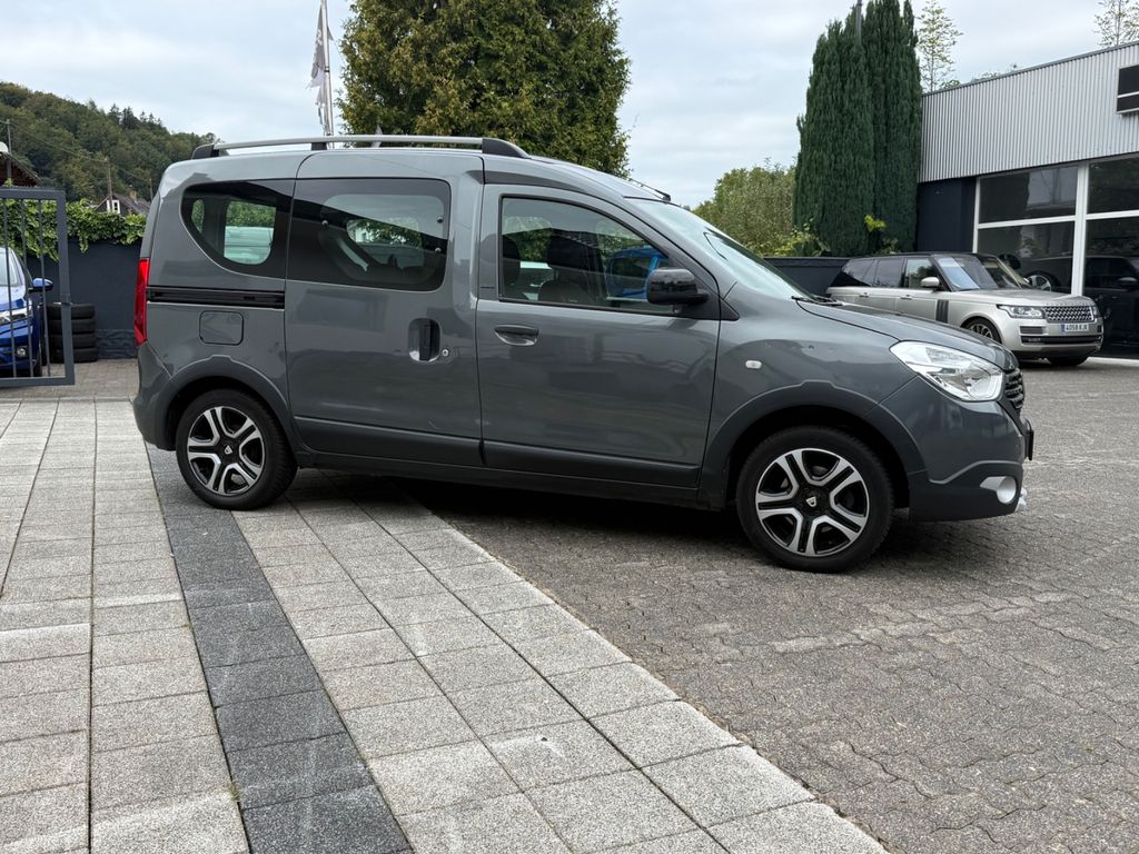 Image of Dacia Dokker