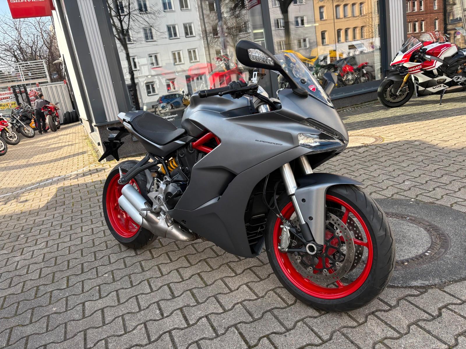 Ducati Supersport 939 / Service,Reifen, HU neu