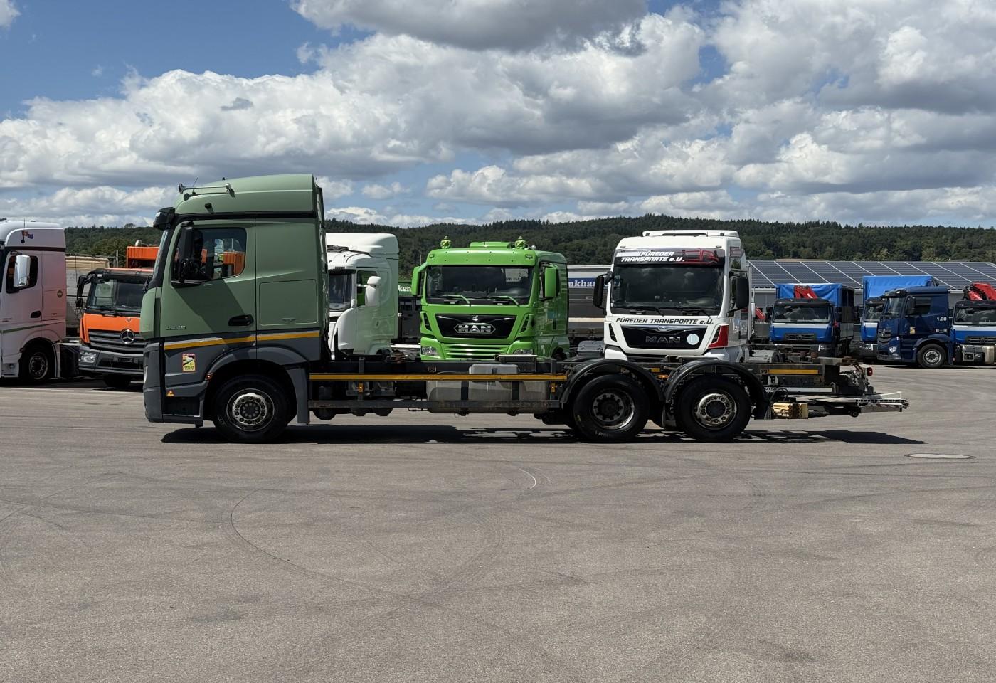 Mercedes-Benz  Actros 2542 6x2 BDF+HB / Swiss-Vehicle