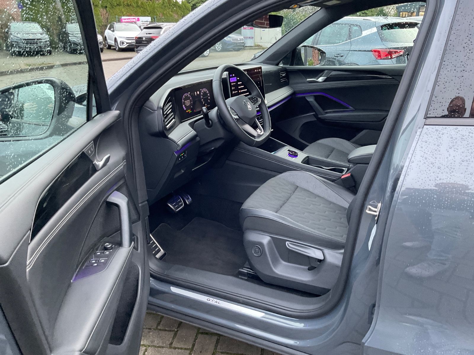 Fahrzeugabbildung Volkswagen Tiguan 1.5 eTSI DSG GOAL,AHK,IQLight,ACC,Kamera