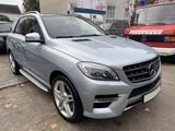 Mercedes-Benz ML 350 CDI BlueTec.AMG.Panodach.360°-Kamera - Mercedes-Benz ML 350 in Berlin