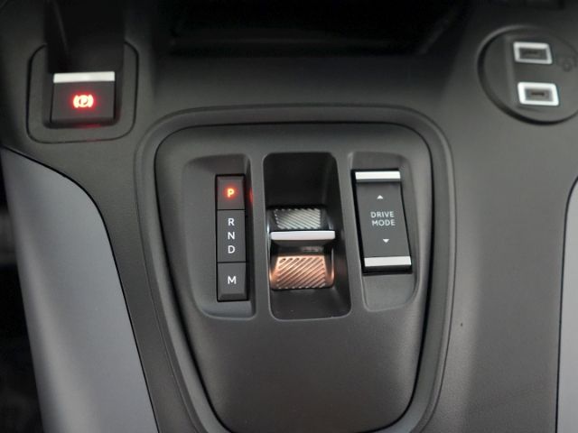 Combo E FACELIFT GS CDTI AT+RÜCKFAHRKAMERA+NAVI+