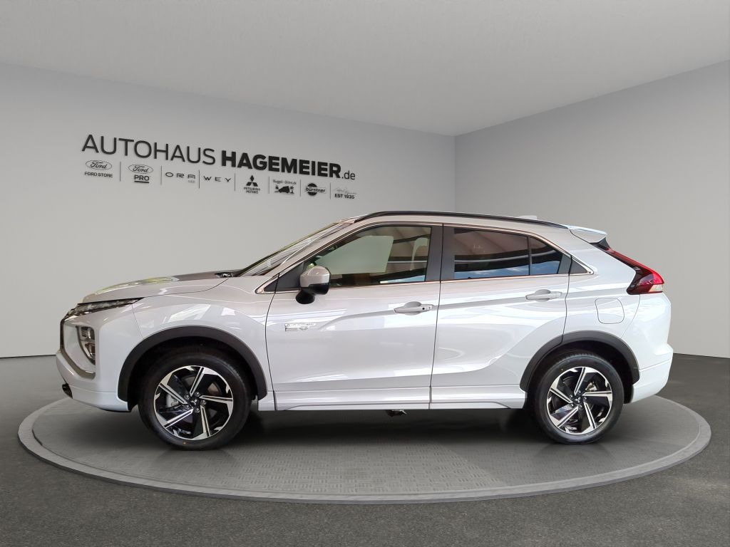 Fahrzeugabbildung Mitsubishi Eclipse Cross 2.4 PHEV 4WD Select
