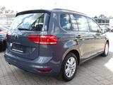 Volkswagen Touran 1.5 TSI Comfort BMT Panorama Kamera Navi - VW Touran Gebrauchtwagen in Nürnberg