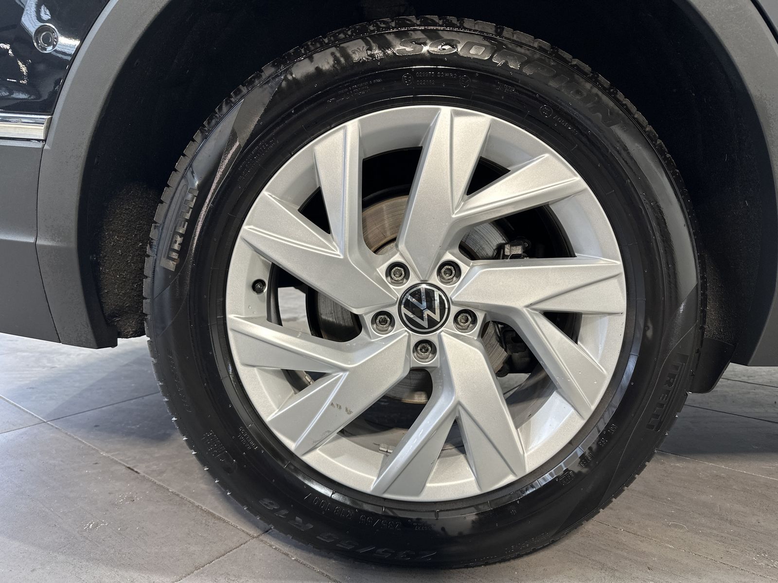 Fahrzeugabbildung Volkswagen Tiguan Allspace 2.0 TDI DSG Life NAV+LED+ACC+HUD