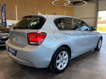 BMW 118  1 Lim. 5-trg. 118 i *NAVI*PDC*SZHZ*TEMPOMAT