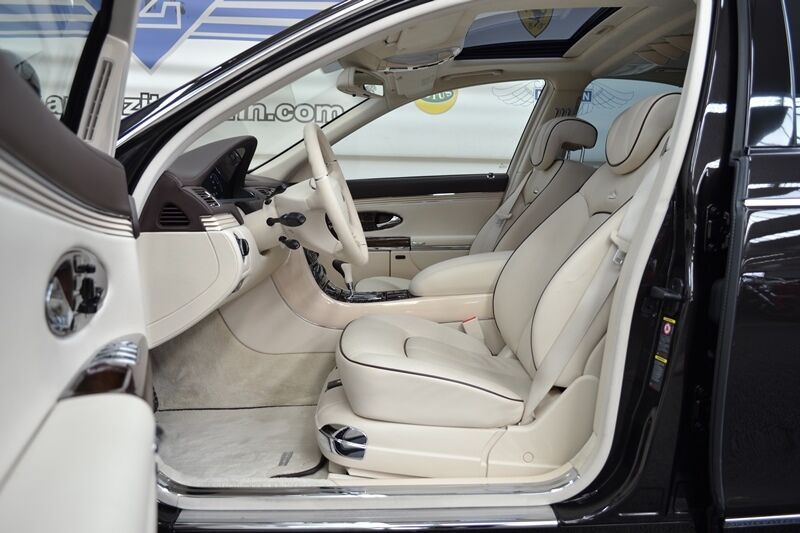 Fahrzeugabbildung Maybach Maybach 57s /18 500 KM/SONDERLACK/MODEL 2011