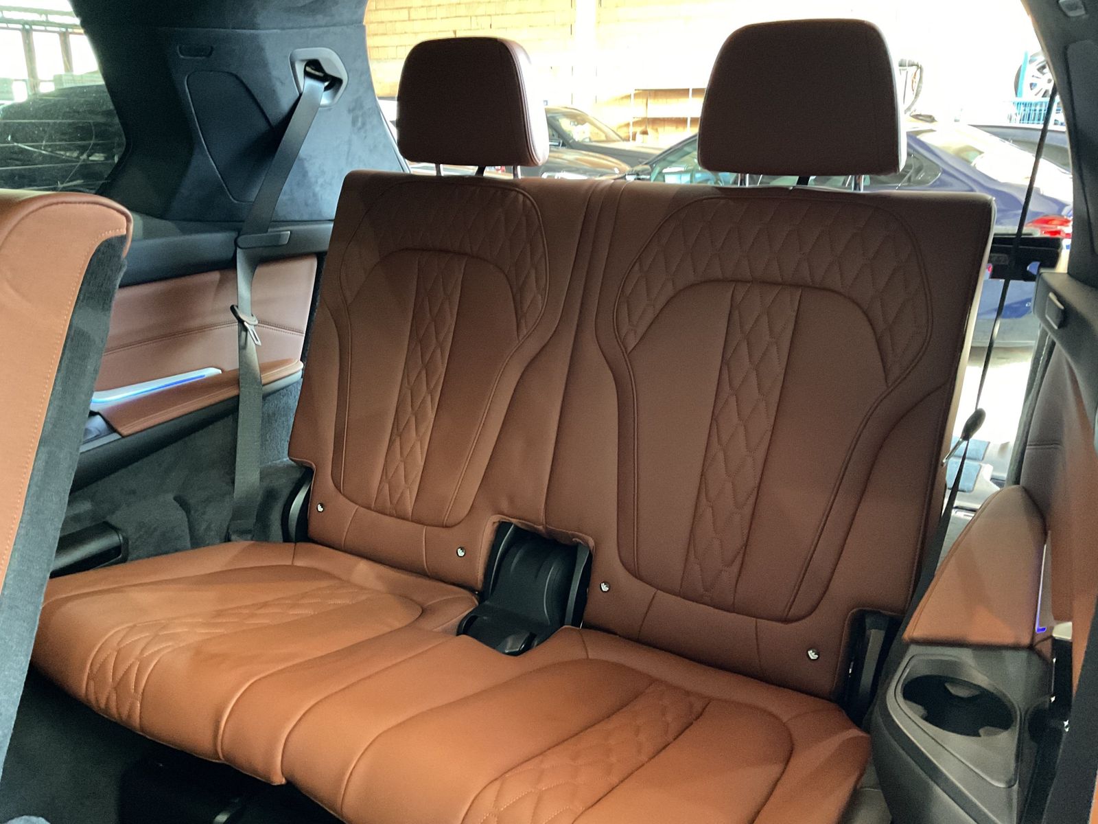 Fahrzeugabbildung BMW X7 xDrive40d Komfortsitze vorn, Standheizung