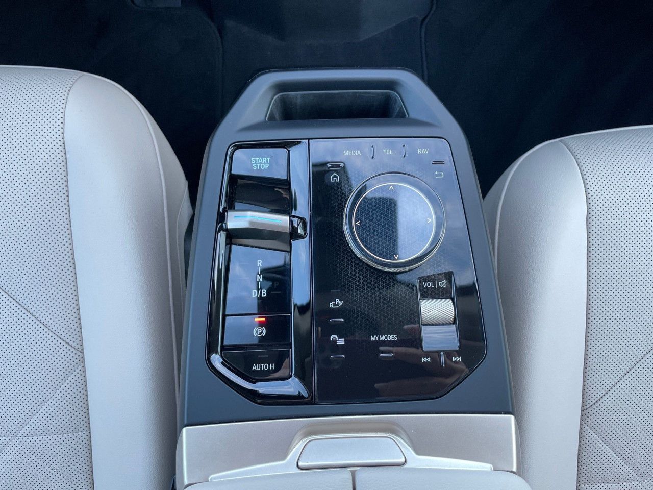 BMW iX - Bild 18