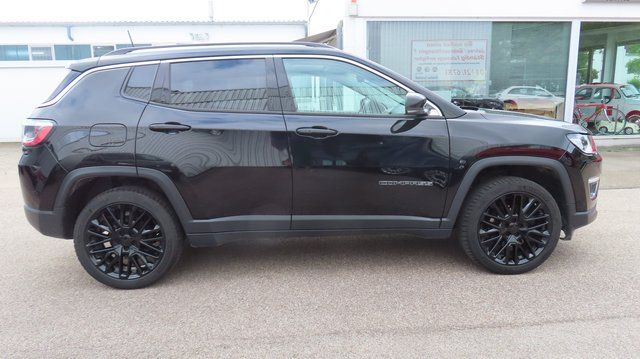 Jeep Compass Limited 4WD 1,4 Multiair 170PS 9-Gang Au