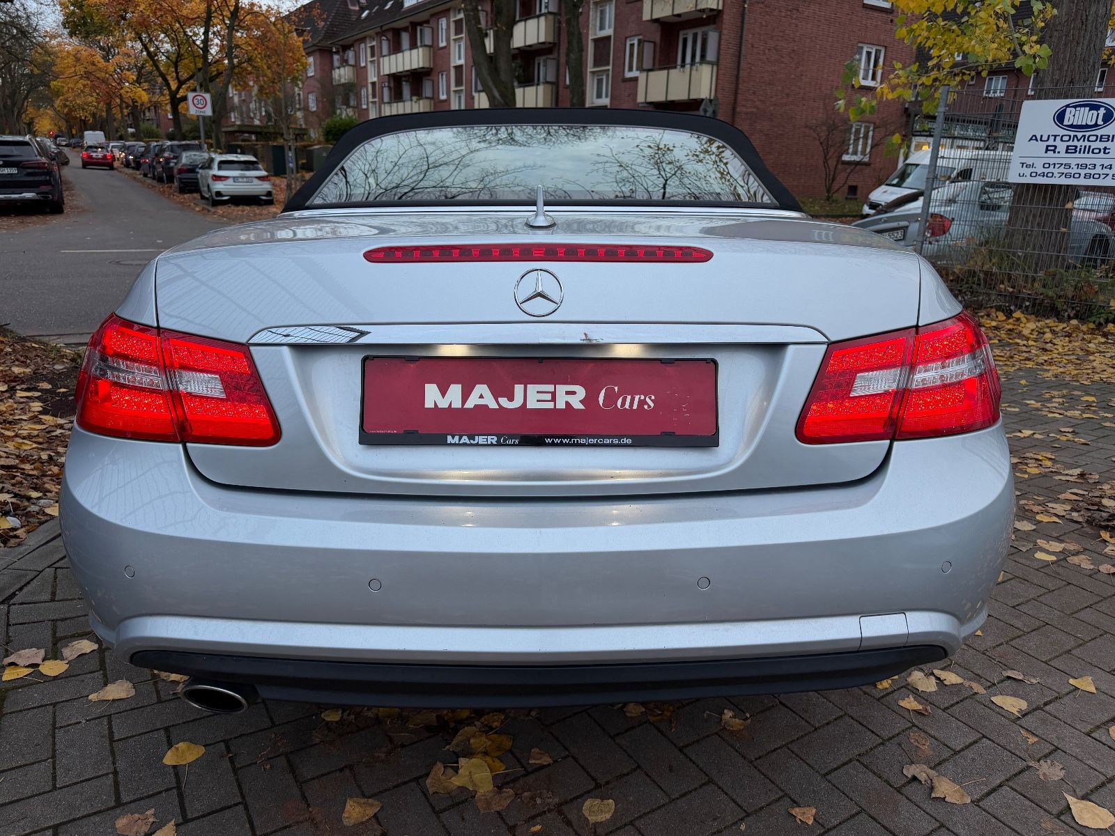 Fahrzeugabbildung Mercedes-Benz E 220 CDI Cabrio AIRSCARF*BIXENON*HARMANKARDON