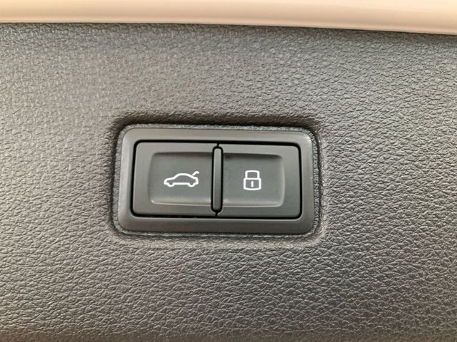 Q7 50 TDI quattro MATRIX LED+PANO+DCP+AHK+7SIITZ