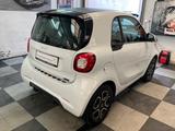 Smart ForTwo fortwo coupe Aut. Navi,Leder Tüv 07-2027 - Smart