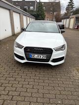 Audi S3 TFSI S tronic quattro - - Audi S3 in Essen