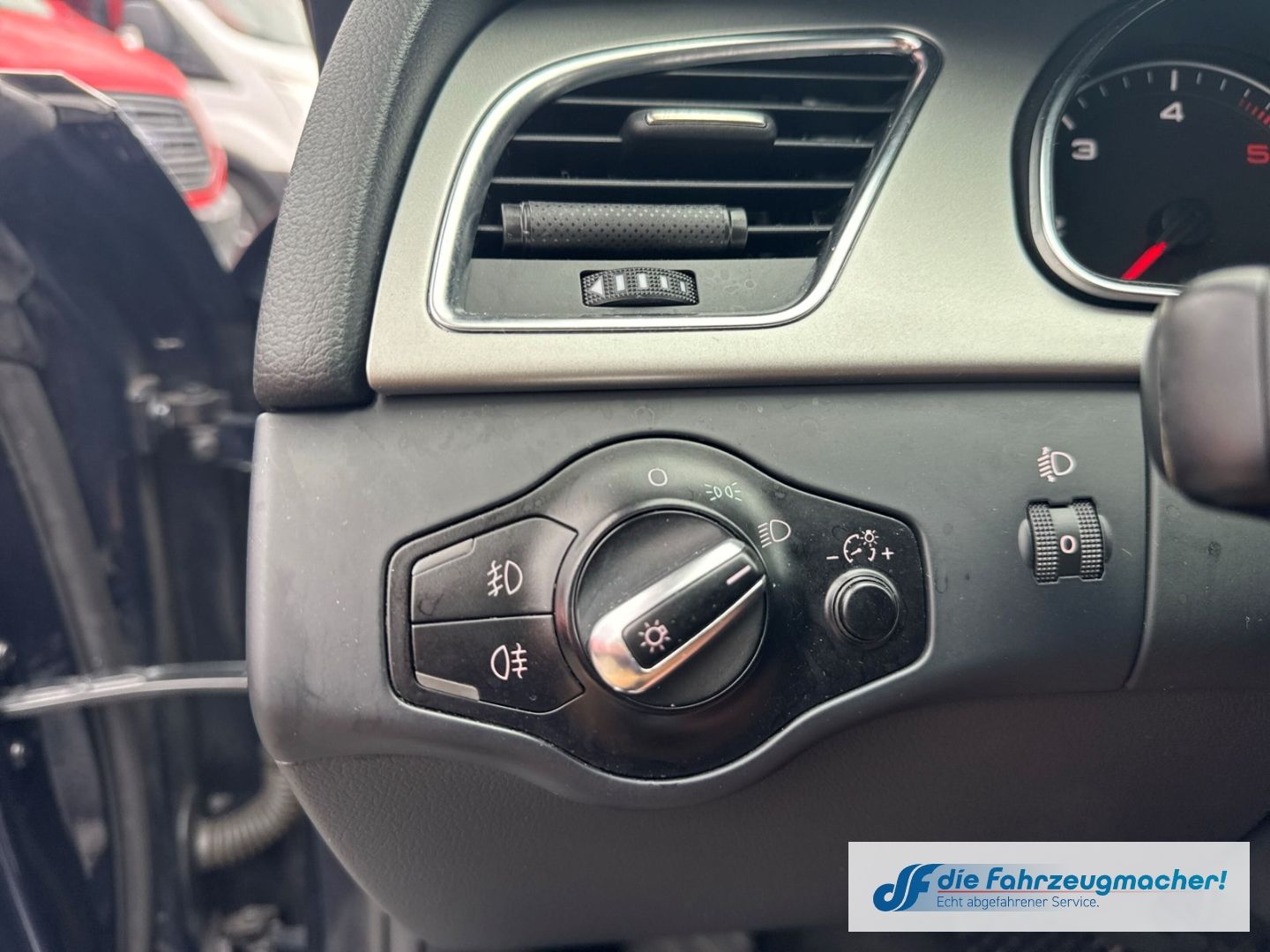 Fahrzeugabbildung Audi A5 Sportback 2.0 TDI Klimaautom PDC Alu *EXPORT