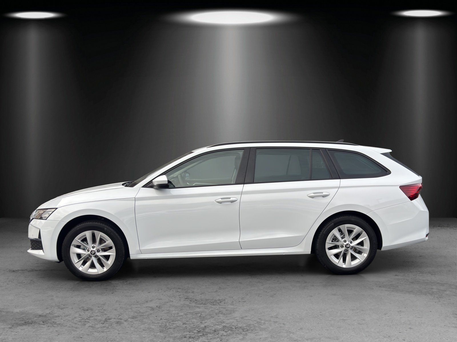 Fahrzeugabbildung SKODA Octavia Combi Selection 1,5 TSI mHEV 110 kW DSG