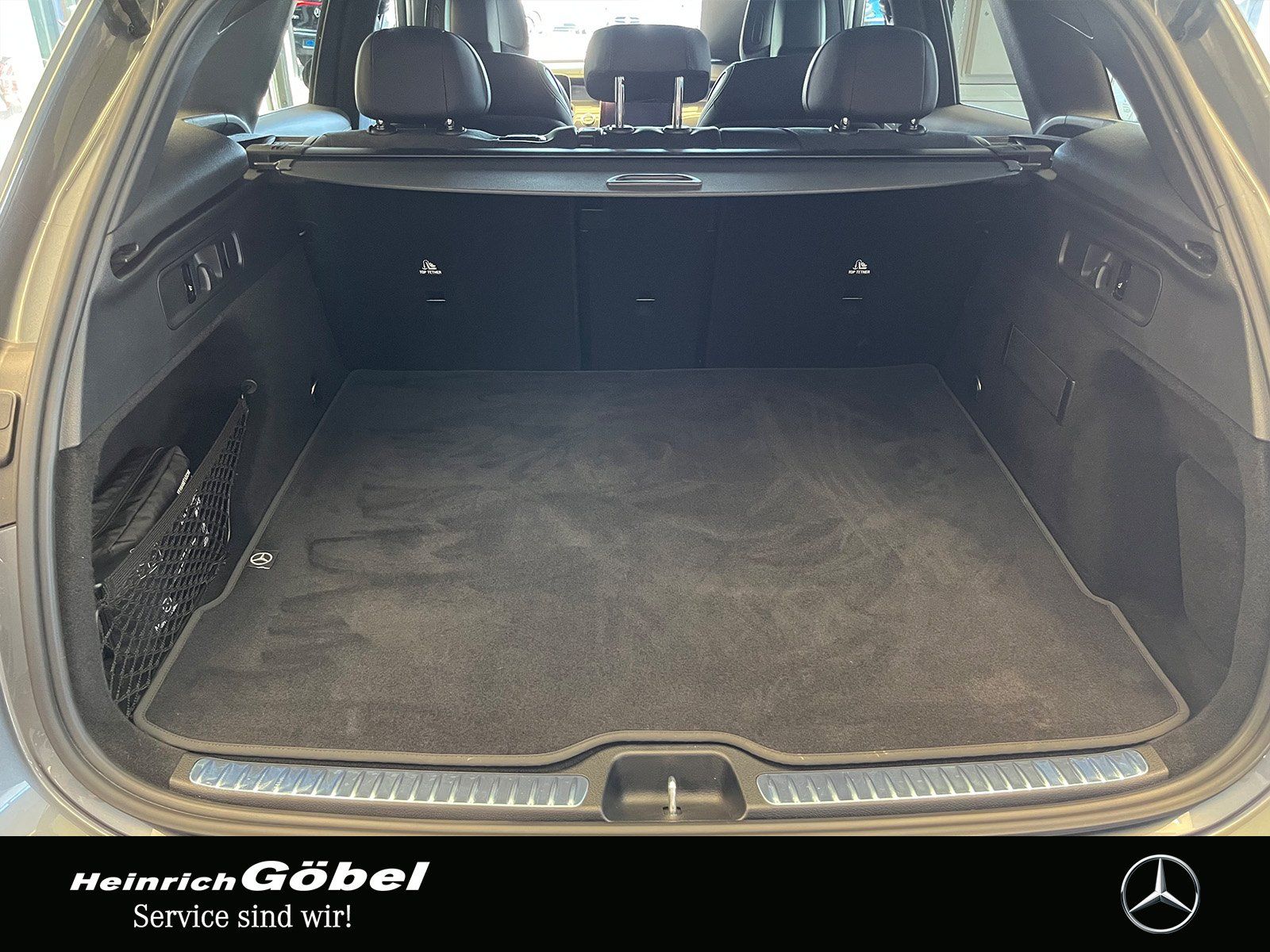 Fahrzeugabbildung Mercedes-Benz GLC 200 4M AMG+MEMORY+KAMERA+LED+CARPLAY+WINTERP