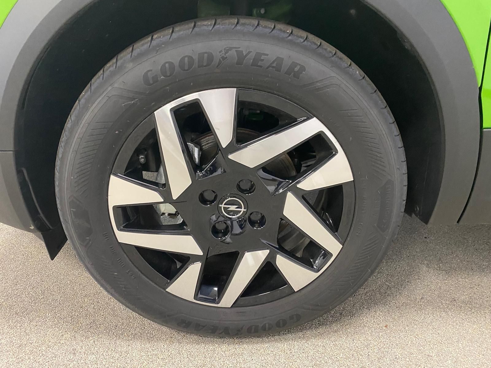 Fahrzeugabbildung Opel Mokka 1.2 Turbo 74kW Edition+ACC+LED+APP CONNECT