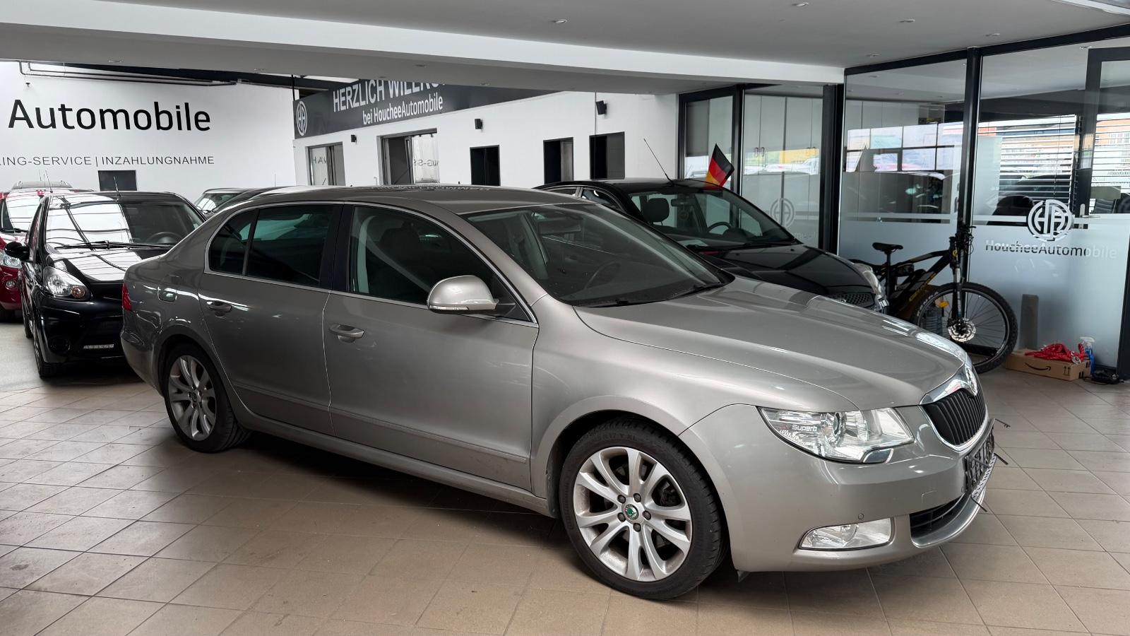 Skoda Superb Elegance 1-Hand