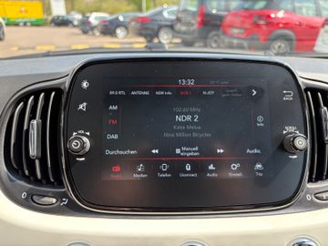 Fahrzeugabbildung Fiat 500 Dolcevita Pano Klimaaut. Temp DAB CarPlay