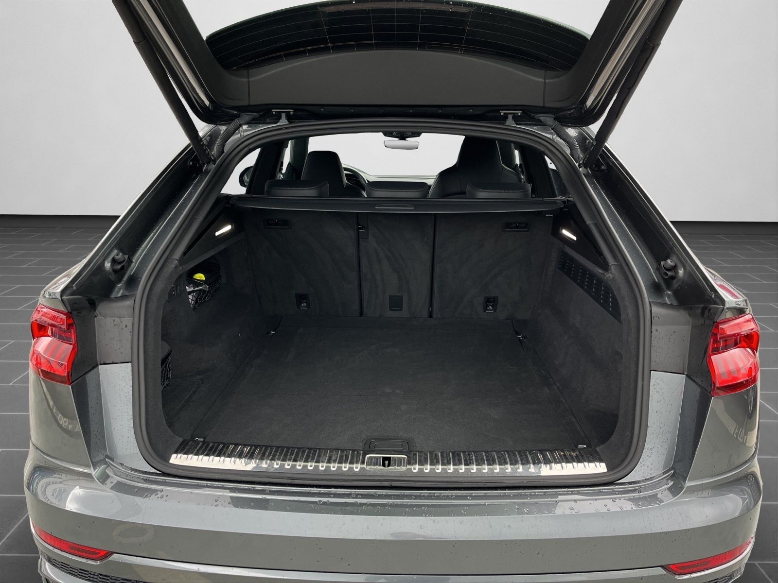 Audi SQ8 - Bild 15