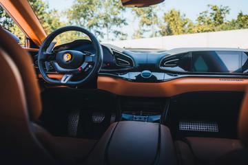 صورة 10 لـ 2023 Ferrari PUROSANGUE