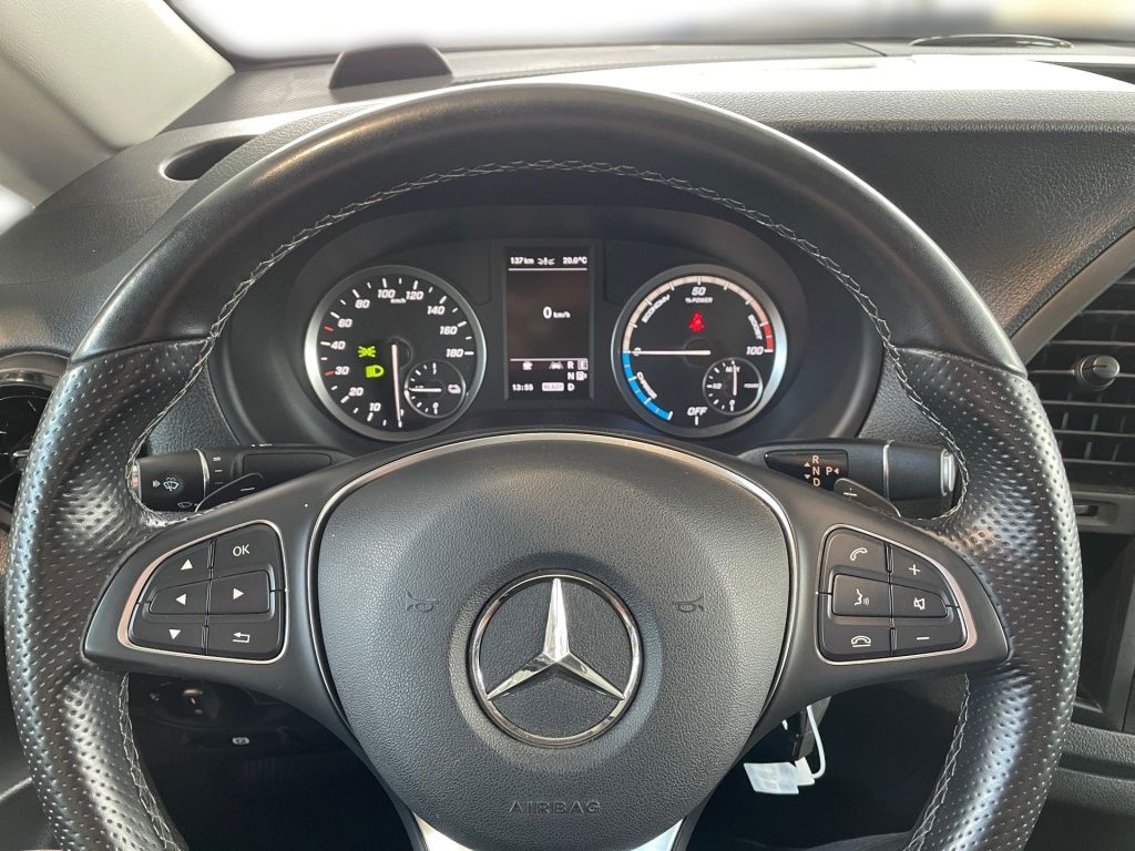 Fahrzeugabbildung Mercedes-Benz eVito 112 KA/L RFK, Navi, LED. Regal, TopLoad