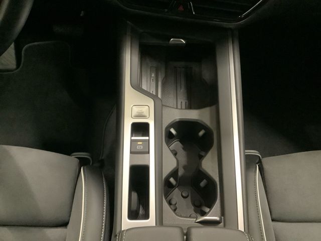 Passat Business 1,5 eTSI 110 kW DSG AZV, Massag