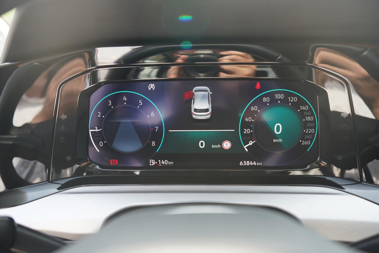 Volkswagen Golf VIII 1.0 Life LED Navi App-Connect ACC PDC, миниатюра 23