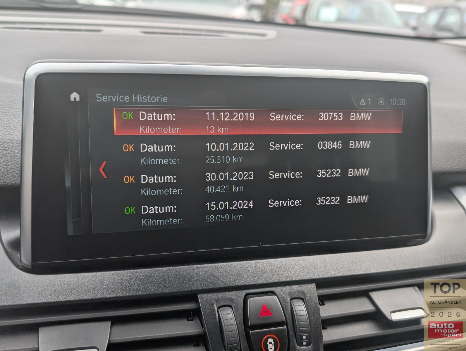 BMW 225xe Active Tourer Luxury-Line*ACC*AHK*PANO*HUD