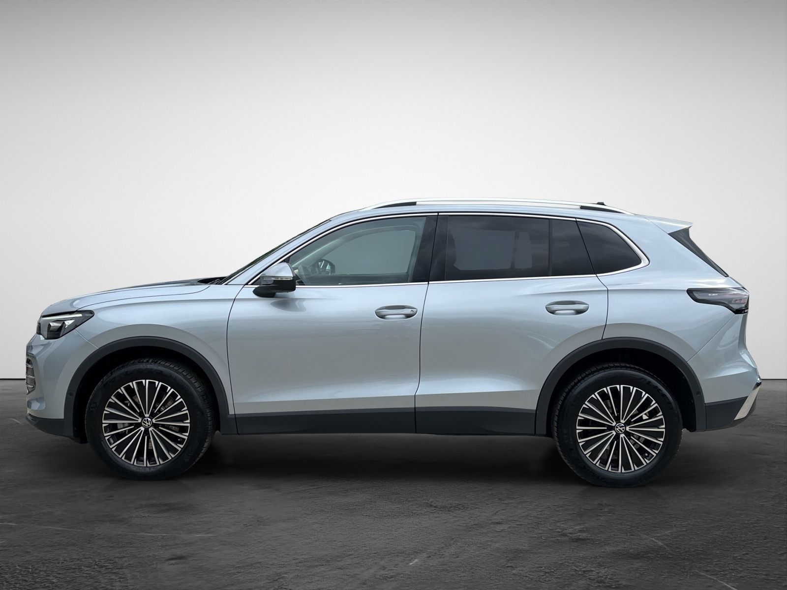 Volkswagen Tiguan 2.0 TDI DSG 4M Elegance HeadUp Panodach foto 4