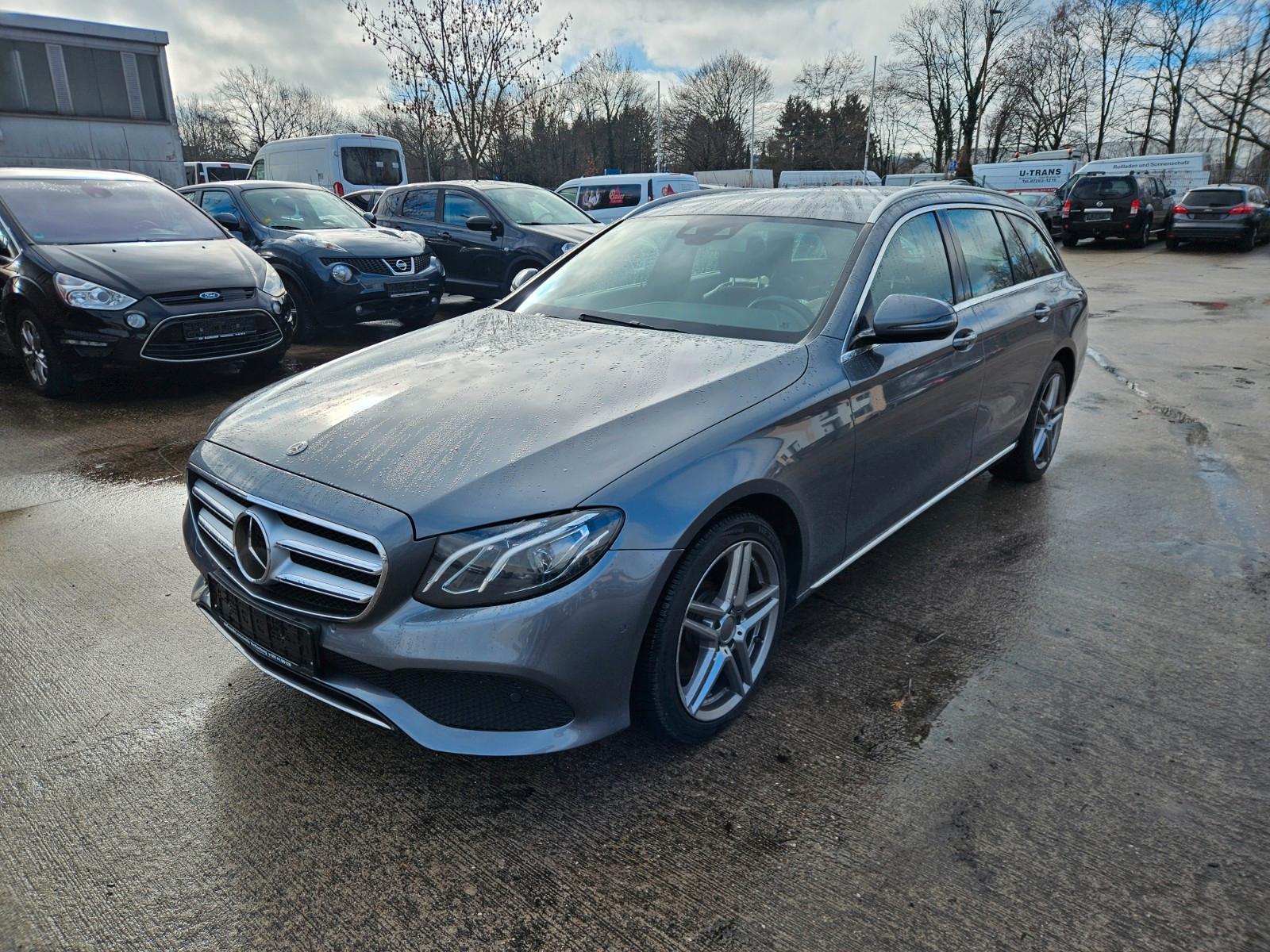 Mercedes-Benz E 220 E T-Modell E 220 d AVANGARDE