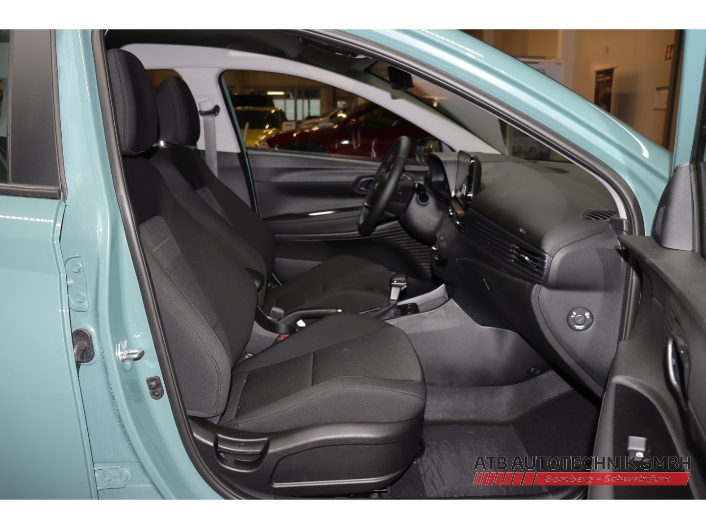 Fahrzeugabbildung Hyundai BAYON MY25 1.0 T-GDI 100 PS 7-DCT 2WD Trend Navi