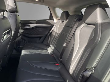 MG Marvel R Performance Allrad, Pano *mtl. 265€