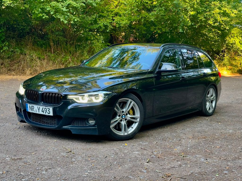 Image of BMW 330