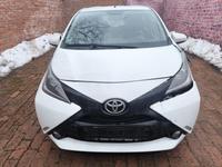 Toyota Aygo x-play touch 1.0 Frontschaden Airbags Ok