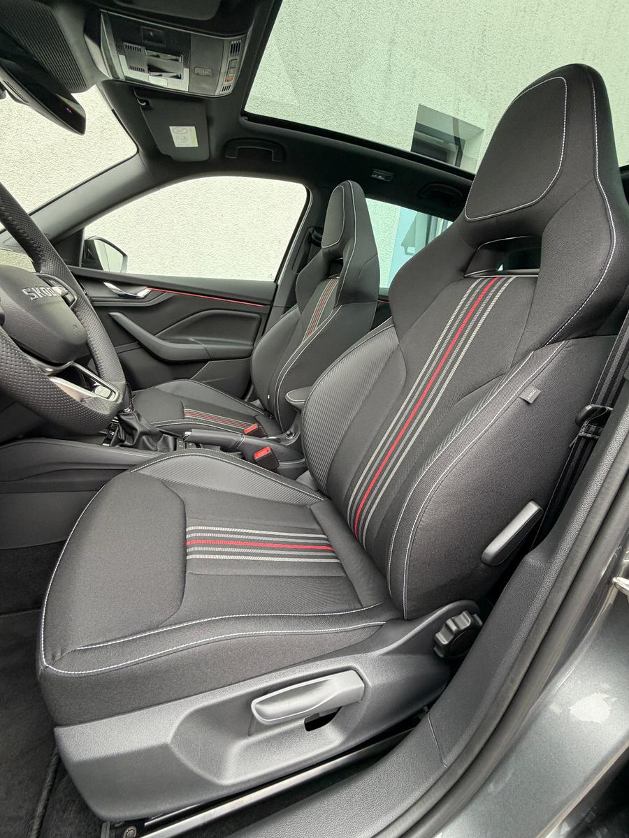 Skoda Kamiq 1.0 TSI DSG Monte Carlo (Pano,AHK,5/100)