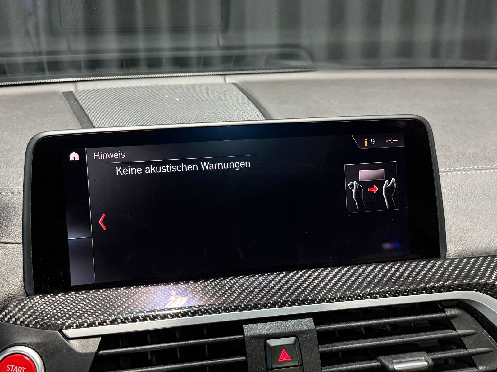 Fahrzeugabbildung BMW X3 M |H/K|HuD|PANO|LASER|INDIVIDUAL