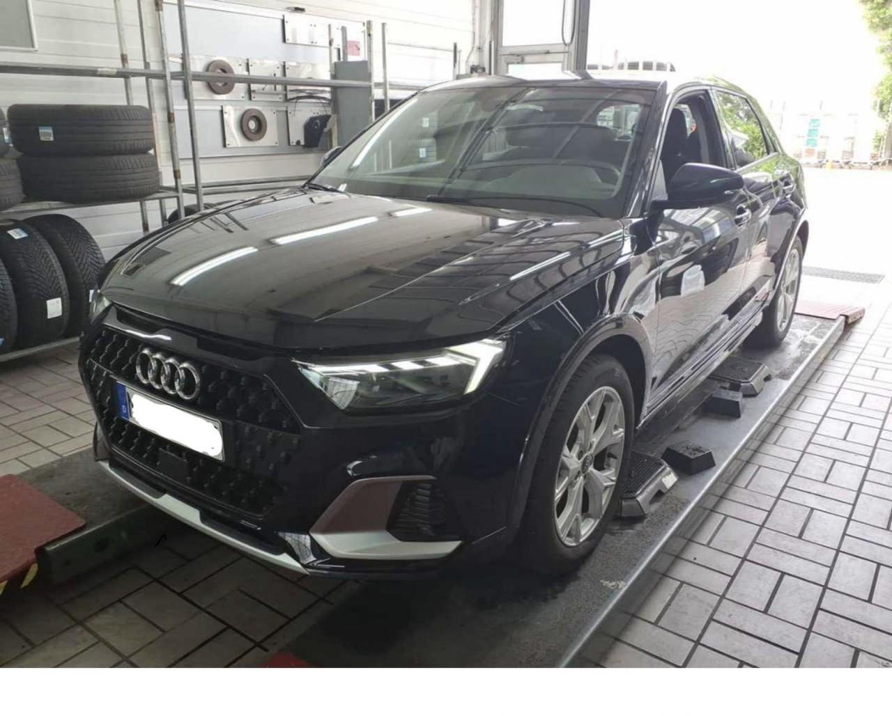Audi A1 citycarver 30 TFSI 81kW S tronic Navi LED