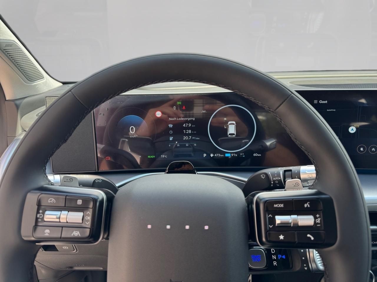 Fahrzeugabbildung Hyundai IONIQ 9 UNIQ *Pano*Relax-Paket* 2xKlima 360 ACC