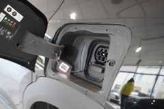 Fahrzeugabbildung Opel Mokka-e ELEGANCE 3-PHASE NAVI/LED/KAMERA/SH/DAB+