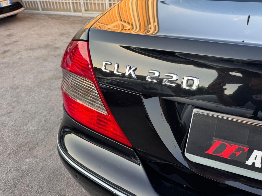 Mercedes-Benz CLK 220