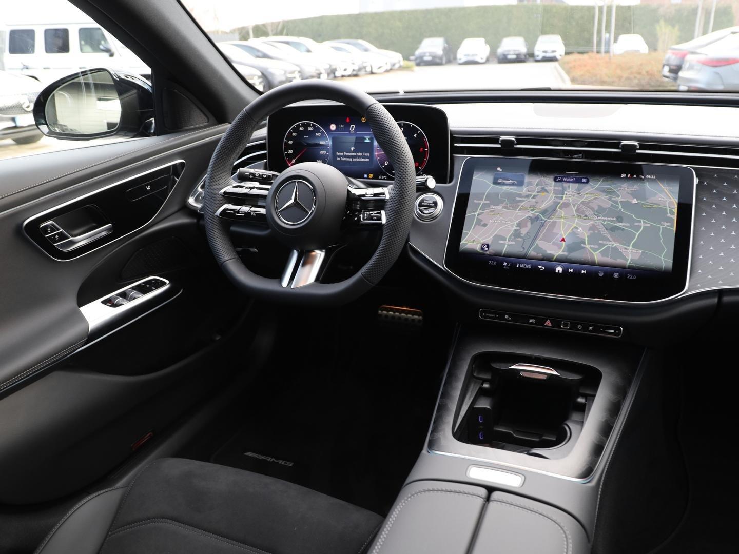 Mercedes-Benz E 220 d T AMG Night Digital-Light Ambiente AHK