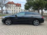 Mercedes-Benz CLA 180 Shooting Brake - - schwarze Mercedes-Benz CLA 180 Shooting Brake